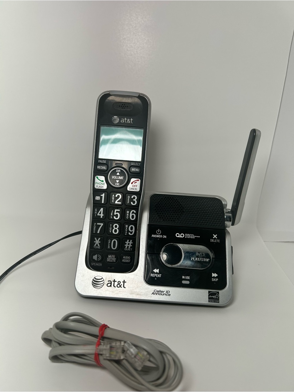 Silver & Black Cordless Phone with Answering System its works